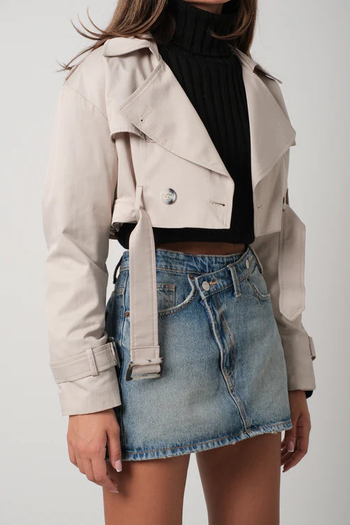 COATS; NUDE TRENCH COAT